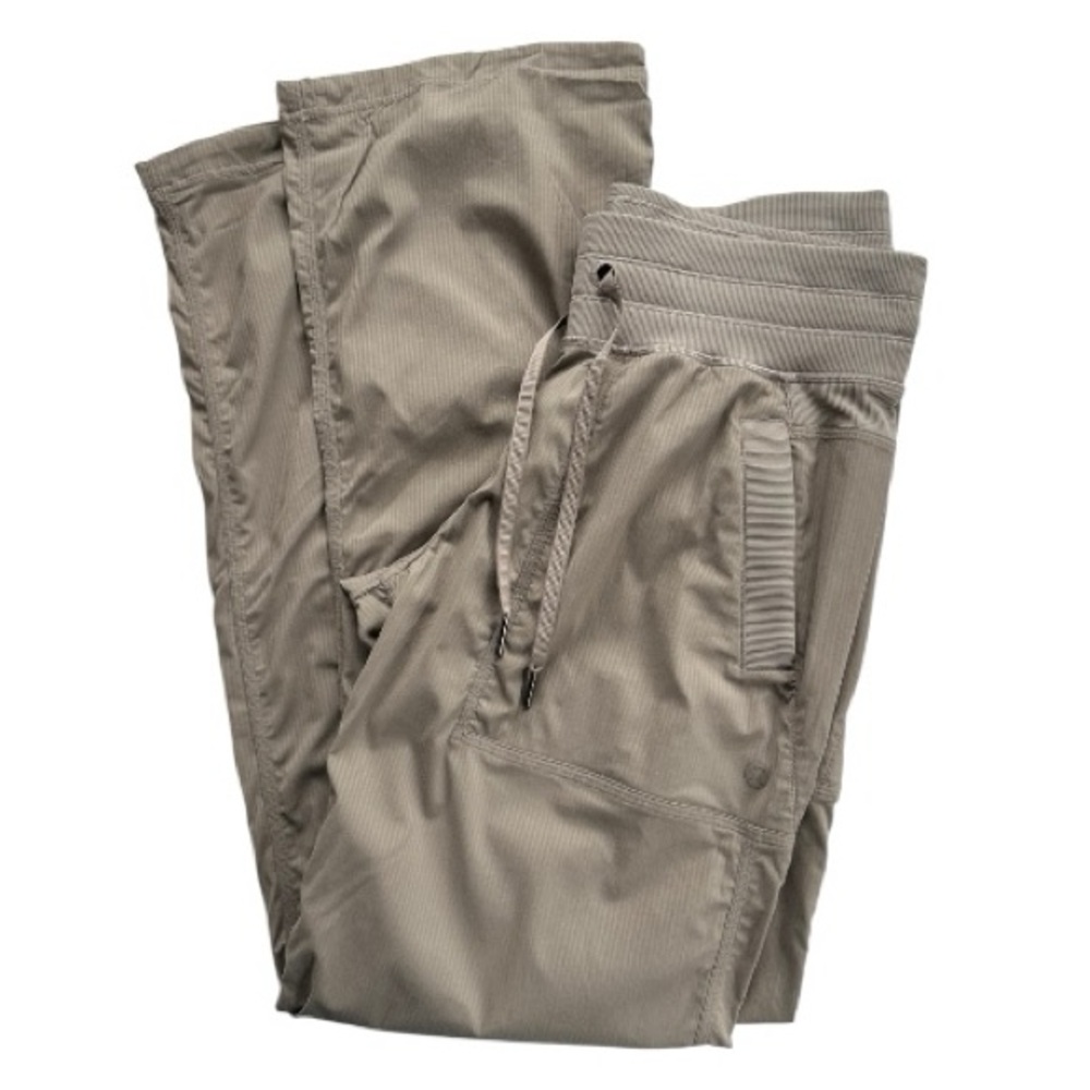 Lululemon • Dance Studio Mid-Rise Pant Regular - Picture 5 of 12